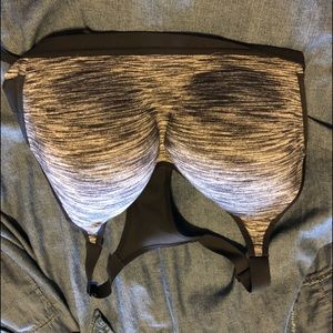 Victory Secret sports bra